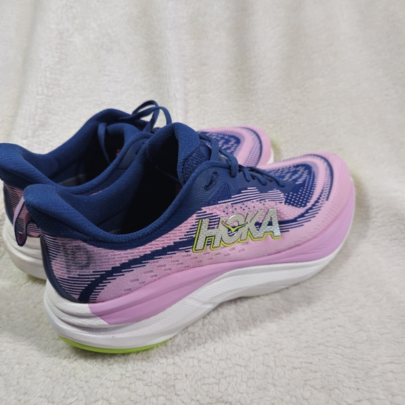 Hoka Skyflow Women's Size 10 Wide Max Cushioned Running Shoes *See Pics* - Picture 6 of 12